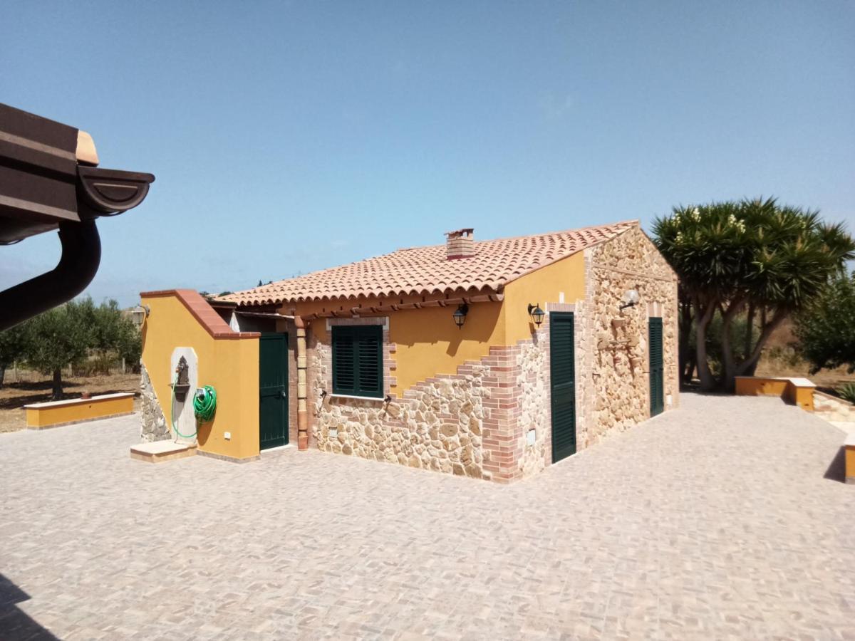 הוילה מונטאלגרו Il Casale Di Bovo Marina מראה חיצוני תמונה