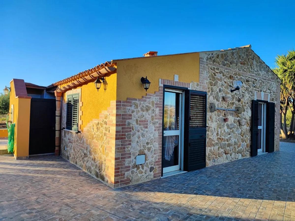 הוילה מונטאלגרו Il Casale Di Bovo Marina מראה חיצוני תמונה