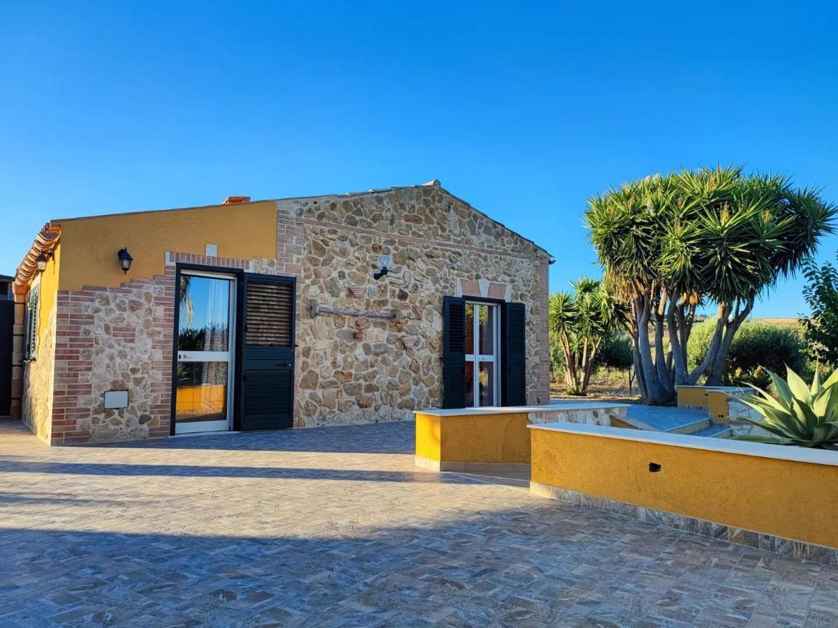 הוילה מונטאלגרו Il Casale Di Bovo Marina מראה חיצוני תמונה